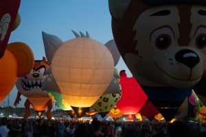 2024BalloonFiestaGlow-61.jpg
